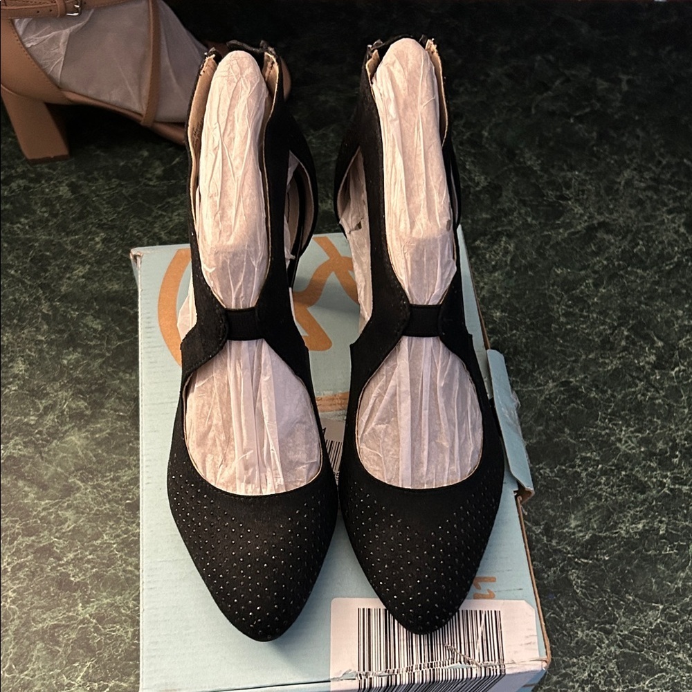 Life Stride Black Women's Heels